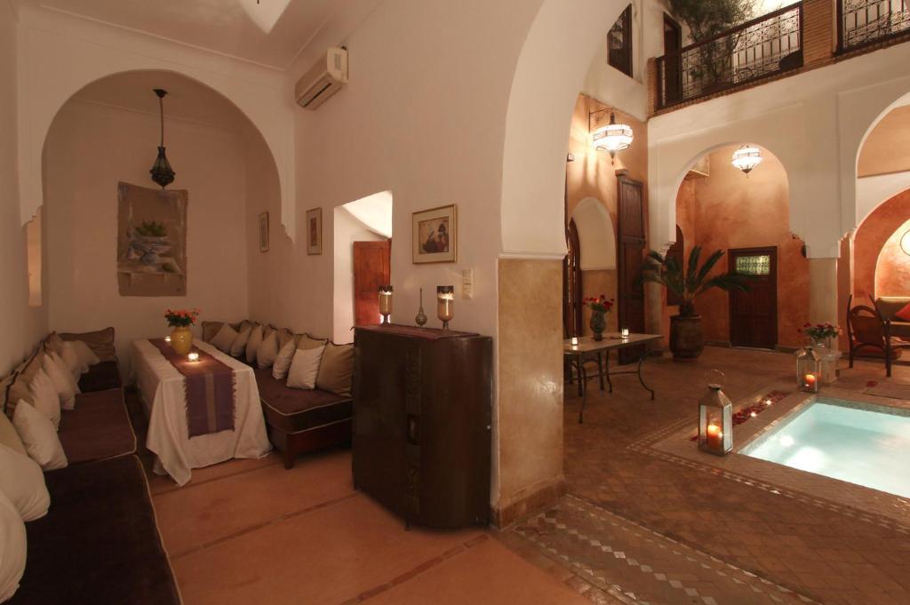 Dar Warda Hotel Marrakesh Bagian luar foto